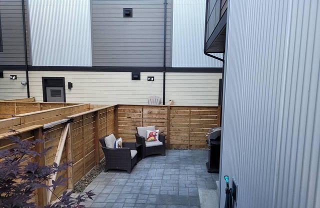 Beach House -2021 Brand New - 3 min Walk to Beach
