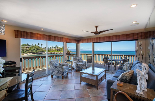 Beach/Ocean Front & Corner Unit Luxury -Bliss -Turtle Watching!