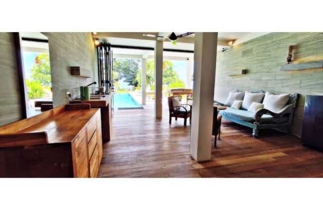 Beachfront Apartment. Natural, peaceful, relaxed