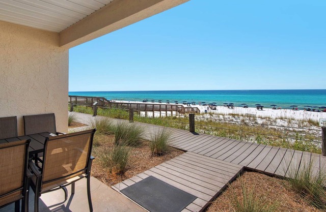 Beachfront Destin Getaway + Free Tickets: Dolphin Cruise, Golf & More!