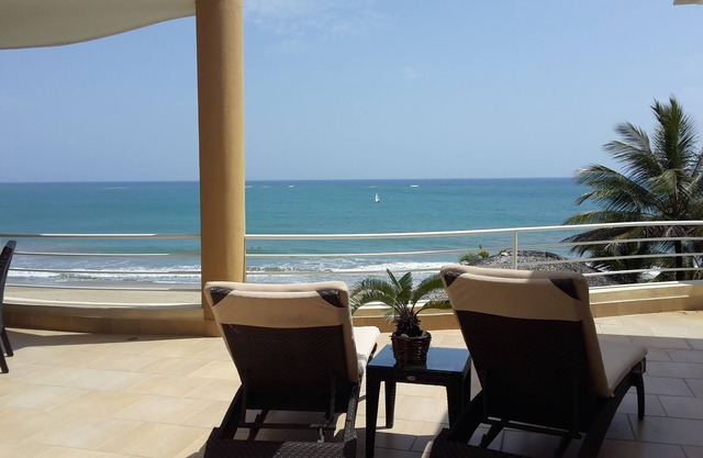 Beachfront Top-Floor Penthouse In the heart of Cabarete!