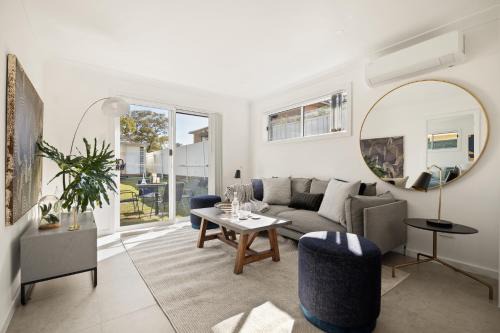 Beachside 2-Bed Flat in Brighton