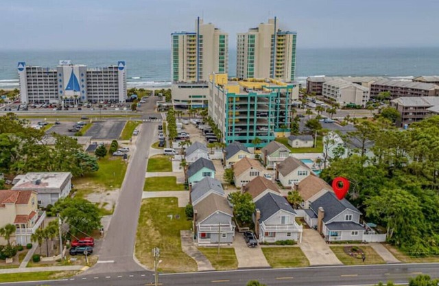Beachside Cottage with Private Patio - Steps to Beach & Main Street