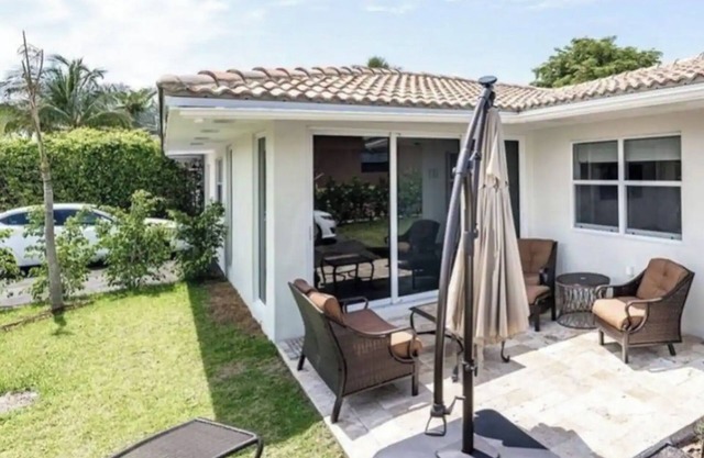 Beachside Home with All Amenities! 3 Homes from the Beach