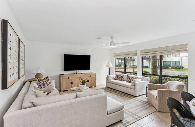 Beachview Retreat, Navarre Beach