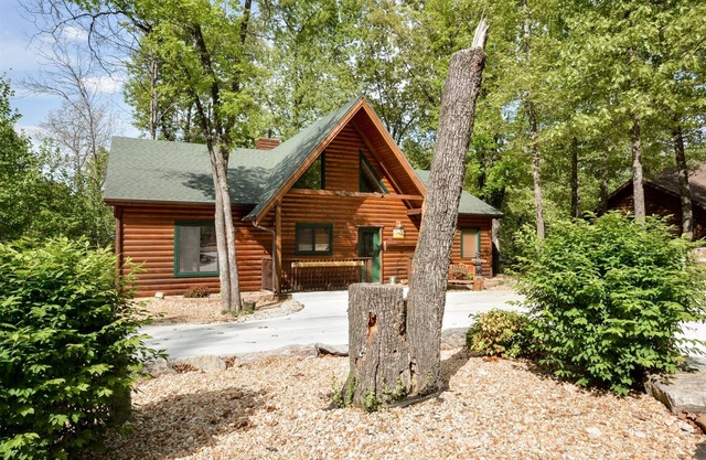 Bearific Cabin | 3 Bed, 3 Bath
