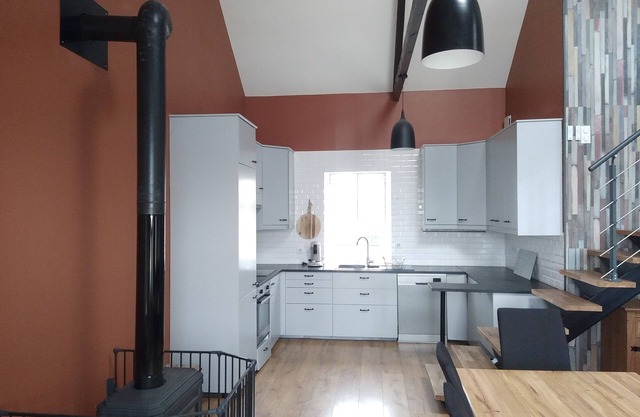 Beautiful apartment in a private courtyard equipped to receive a family