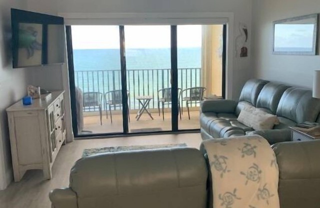 Beautiful 2 Bedroom Home!
