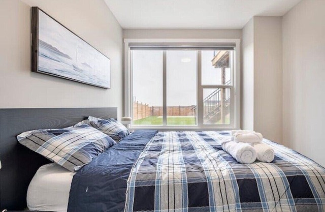 Beautiful 2BR walkout suite - Mins to YYC Airportn