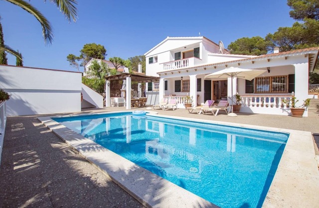 Beautiful 3-bedroom villa with private pool