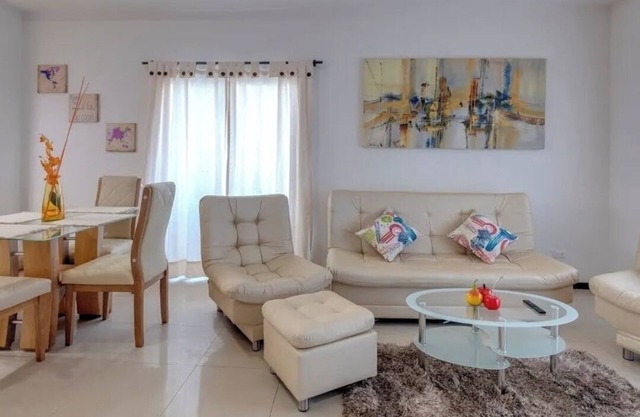 Beautiful 3 Bed Apartment in fantastic Cartagena . Visitors Allowed