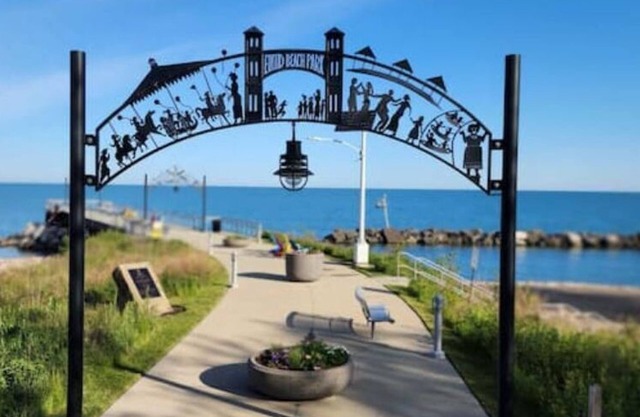 Beautiful 4 bedroom in Euclid near the Beach