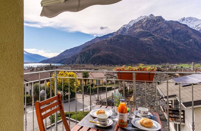 Beautiful apartment for 5 people with WIFI, TV and balcony