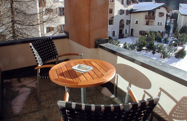 Beautiful apartment for 6 guests with WIFI, TV, balcony and pets allowed