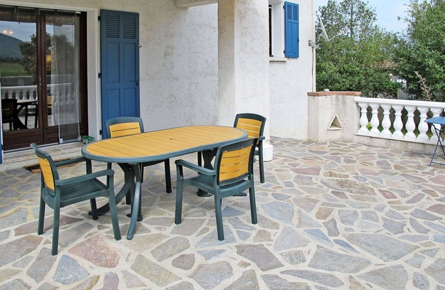 Beautiful apartment for 6 people with A/C, WIFI, TV and terrace