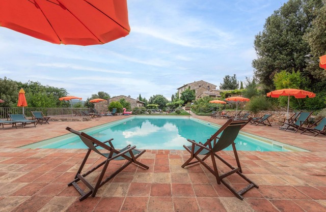 Beautiful apartment in Casole d'Elsa