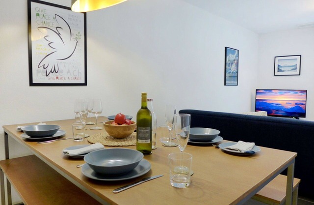 Beautiful apartment for 4 people with WIFI, TV, balcony and pets allowed