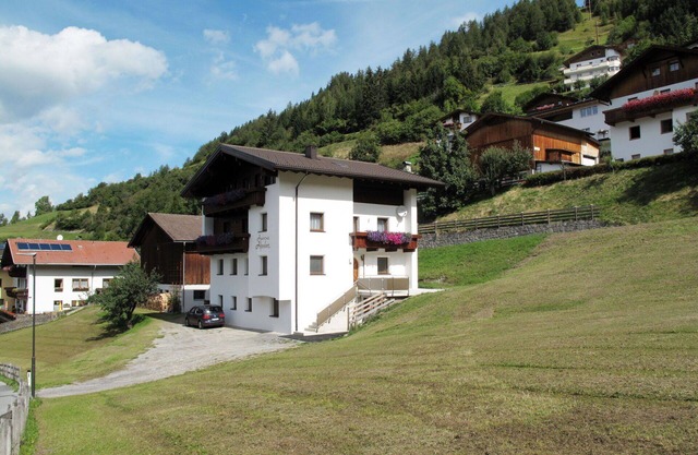 Beautiful apartment for 4 people with WIFI, TV and balcony