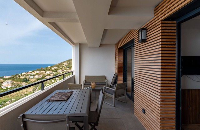 Beautiful apartment for 4 guests with WIFI, A/C and patio