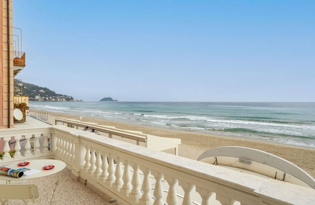 Beautiful apartment for 6 people with WIFI, TV and balcony