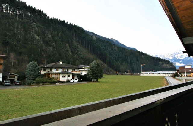 Beautiful apartment for 2 guests with WIFI, TV and balcony