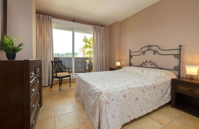 Beautiful apartment for 6 people with WIFI, pool, A/C, TV and terrace