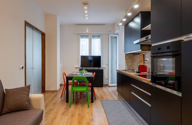 Beautiful apartment for 3 guests with WIFI, A/C, TV and balcony
