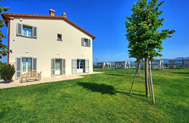 Beautiful apartment for 6 people with pool, A/C, WIFI, TV, patio and panoramic view