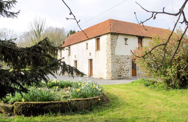 Beautiful apartment in villa for 3 people with WIFI, TV, patio and pets allowed