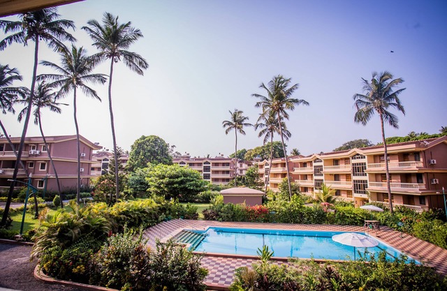 Beautiful Apartment in Regal Park, Candolim, Goa with Pool and Garden Views