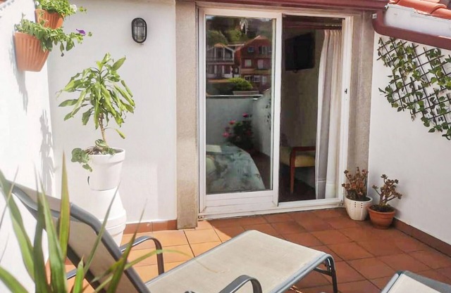 Beautiful apartment in Moaña with WiFi