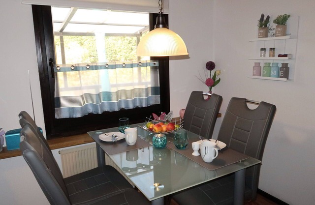 Beautiful apartment in villa for 2 people with pool, TV, terrace and pets allowed