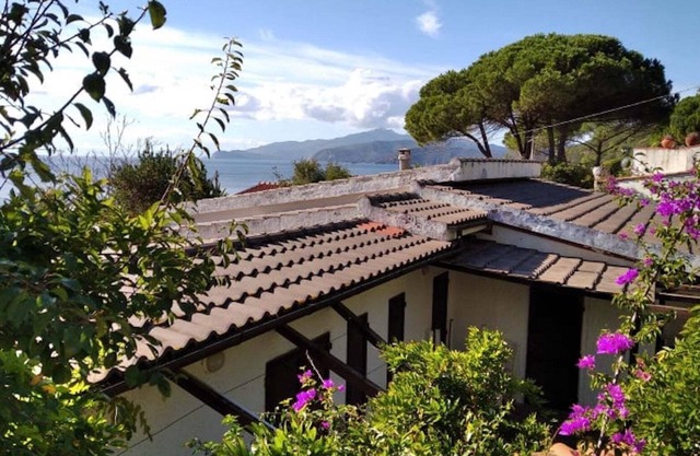 Beautiful apartment for 4 pax at 120 mt. from the beach