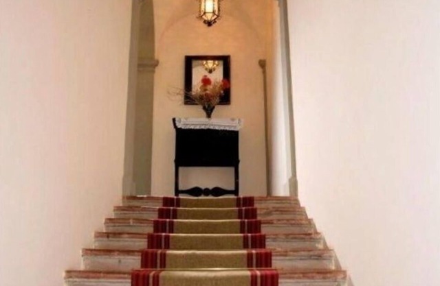 Beautiful apartment for 2 guests with A/C, pool, WIFI, TV and pets allowed, close to Montepulciano