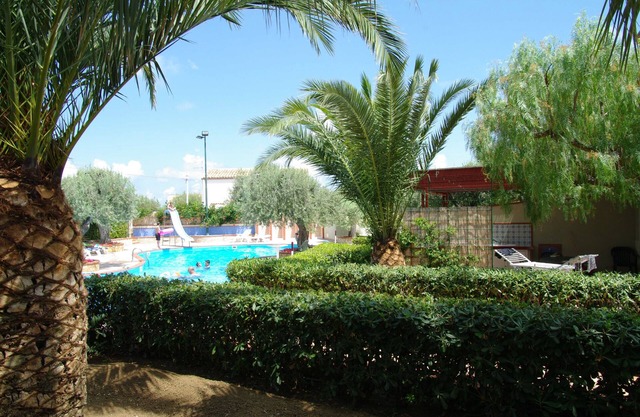 Beautiful apartment for 3 people in residence