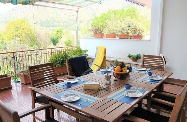 Beautiful apartment for 7 people with WIFI, A/C, TV, balcony and pets allowed