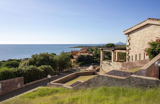 Beautiful apartment in villa for 6 people with A/C and TV