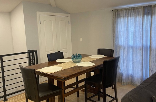 Beautiful apartment on the second floor, near to JFK airport