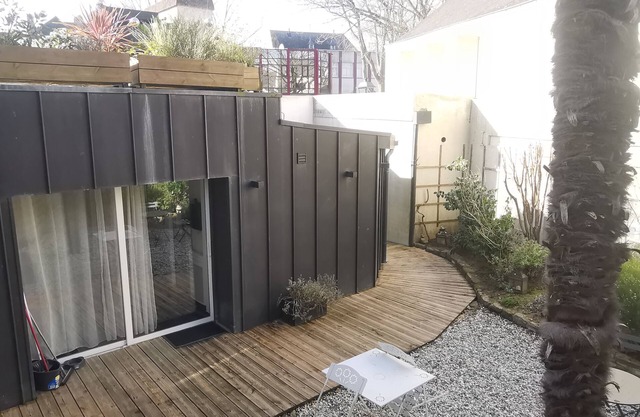 BEAUTIFUL APARTMENT WITH GARDEN AURAY - ST GOUSTAN - 10 km plage