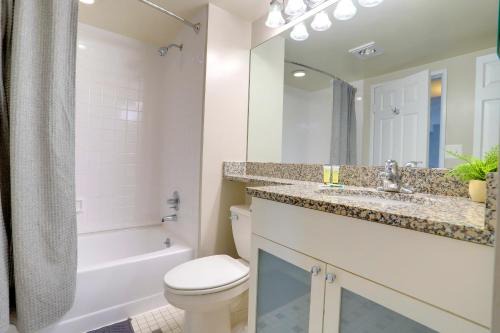 Beautiful & Apt W Pool Access All-Year