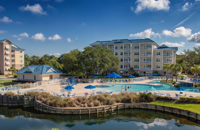Beautiful Bluewater Resort and Marina. Two Bedroom/Two Bathroom.
