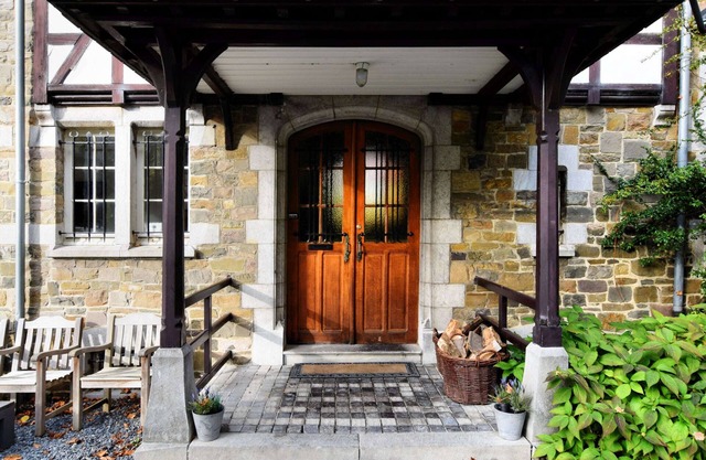 Beautiful Castle in Spa wit Garden