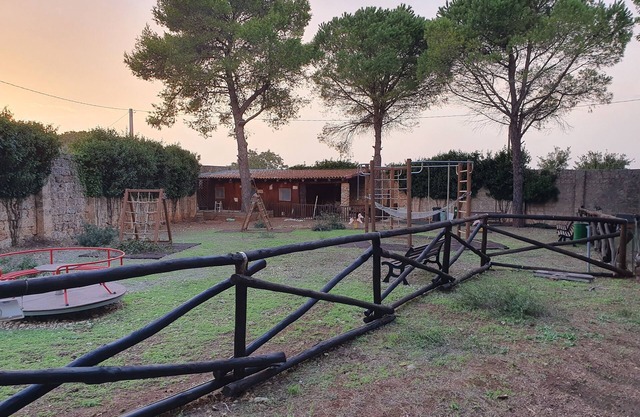 Beautiful chalet in the woods near the sea