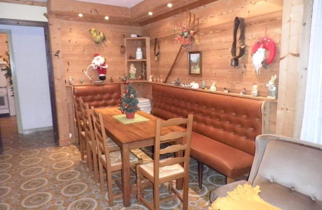 BEAUTIFUL CHARMING SAVOYARD CHALET , 3 * WIFI