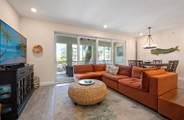 Beautiful Condo at Margaritaville - Less than 1 mile to AMI!