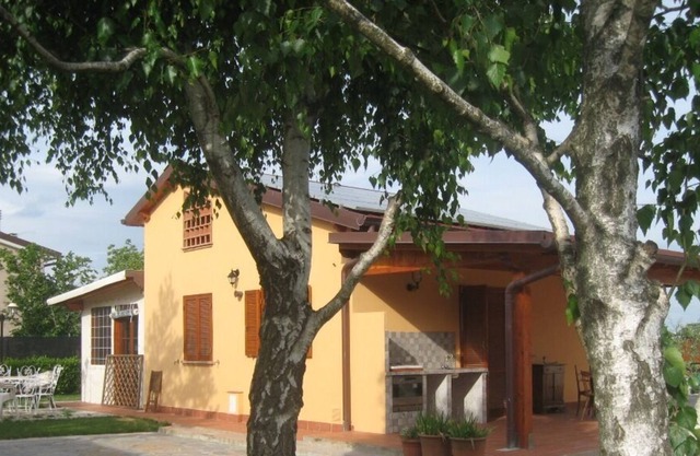 Beautiful cottage in the country near Pise and seaside -2 bedrooms with bathroom