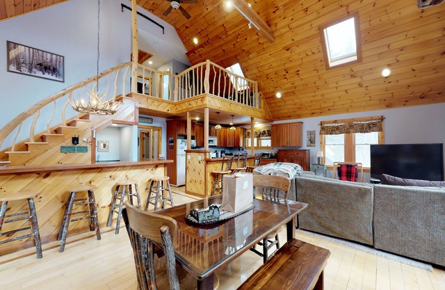 Beautiful Dog-Friendly Cabin with Furnished Deck, Hot Tub, & Pool Table
