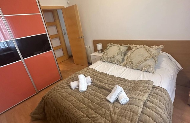 Beautiful double room Camp Nou