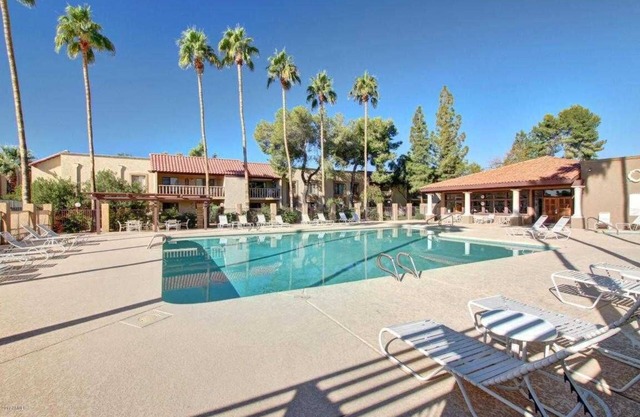 Beautiful First Floor 3 Bdrm, 2 Bath Condo In The Heart Of McCormick Ranch