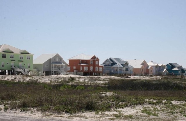 Beautiful Gulf-Front Duplex in Morgantown. Gulf Shores, AL